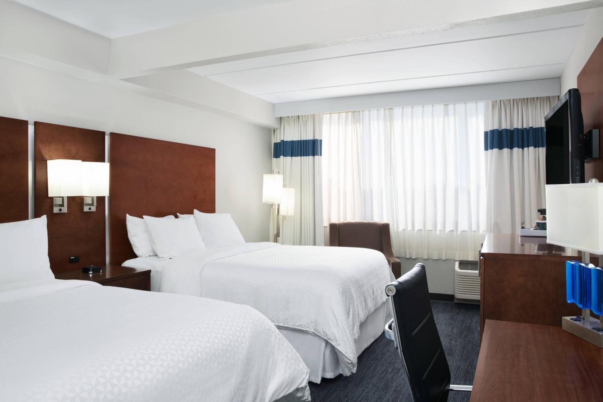 โฟร์ พอยต์ บาย เชอราตัน ฟอร์ต ลอเดอร์เดล แอร์พอร์ต/ครูซ พอร์ต Hotel ภายนอก รูปภาพ